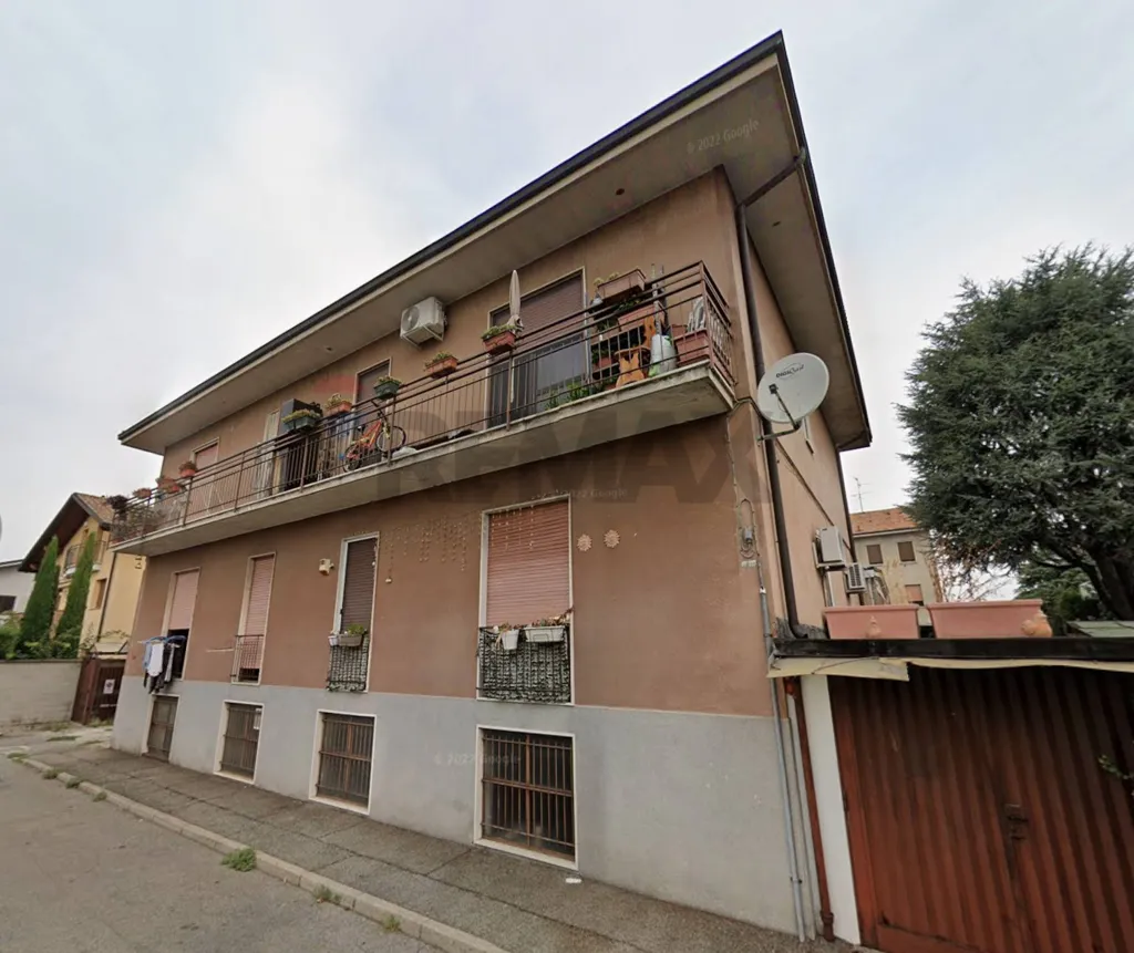 Extérieur - Warehouse with Parking in Bareggio