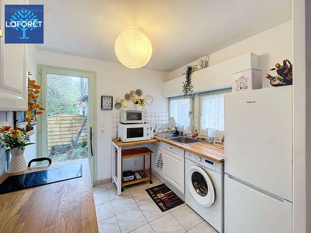 Kitchen - Bright 2-Bedroom Apartment with Garden in Bernay