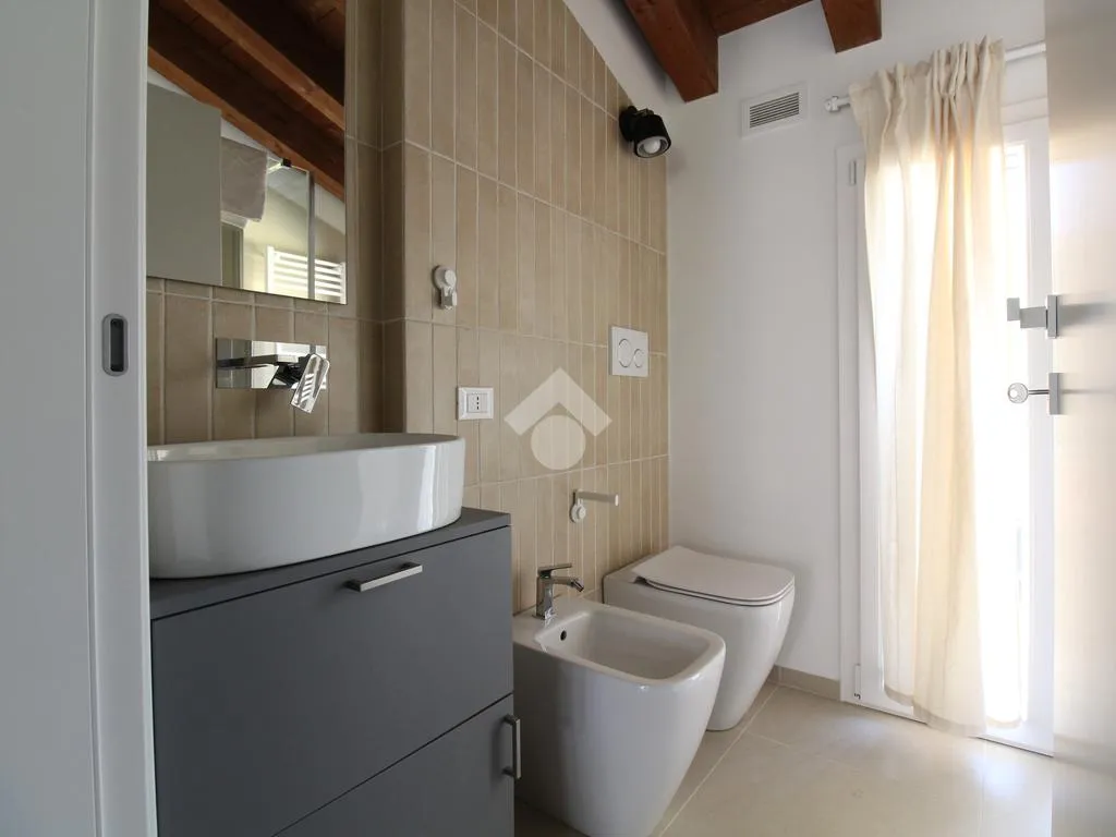 Vannitoad - Fully Furnished Studio with Balcony in Chiampo