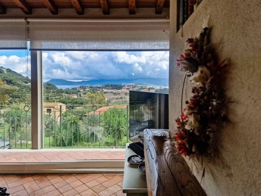 Terrass - Modern Villa with Panoramic View in Portoferraio
