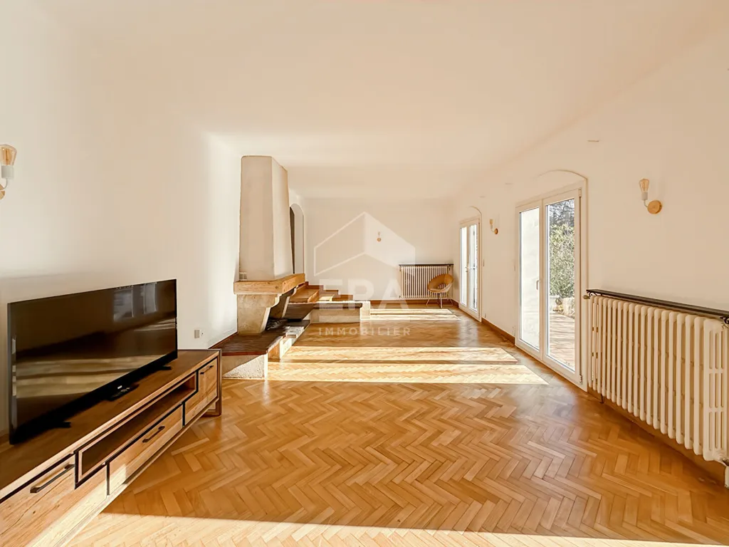Elutuba - Maison with Pool in Bouc Bel Air