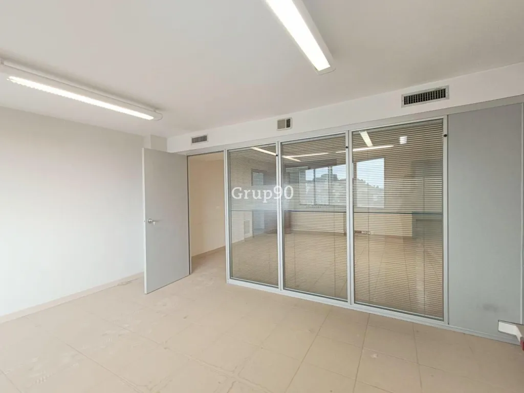 Kabinet - Office with Reception in Lleida's Euroforum