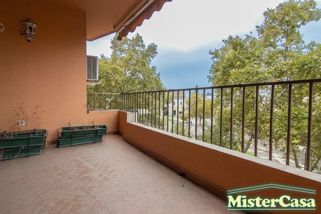 balcony