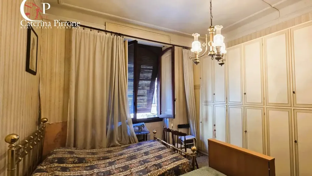 Magamistoad - Quadrilocale in Historic Stone Building, Florence
