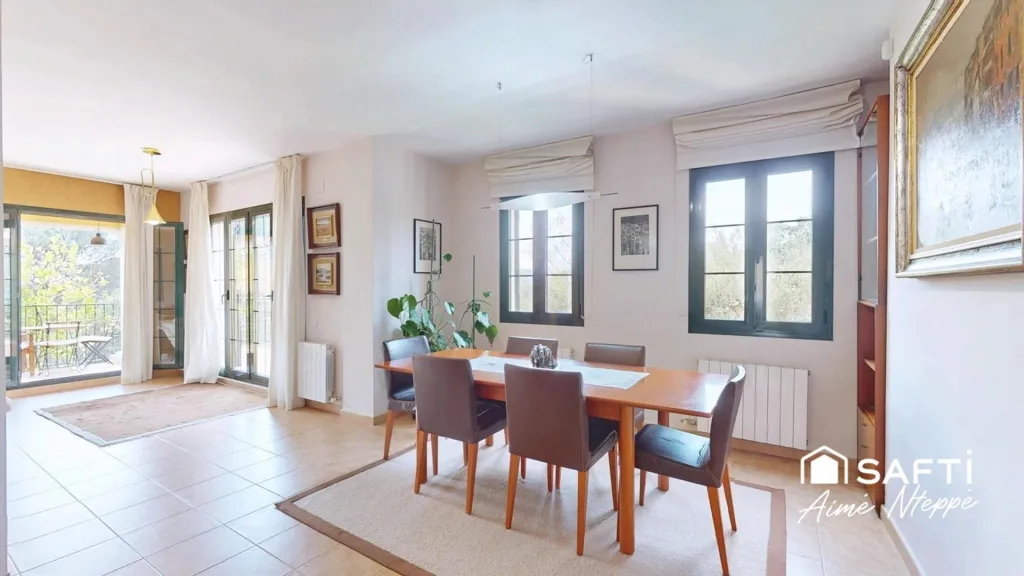 Salle à manger - Luxury Villa with Pool in Golf District, Girona