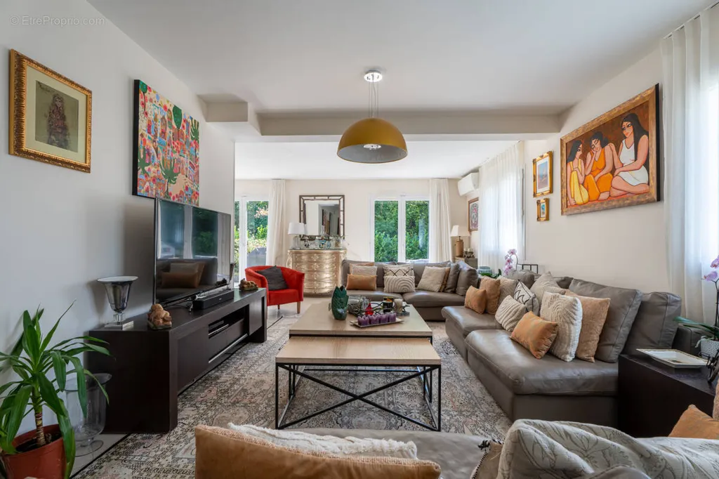 living_room