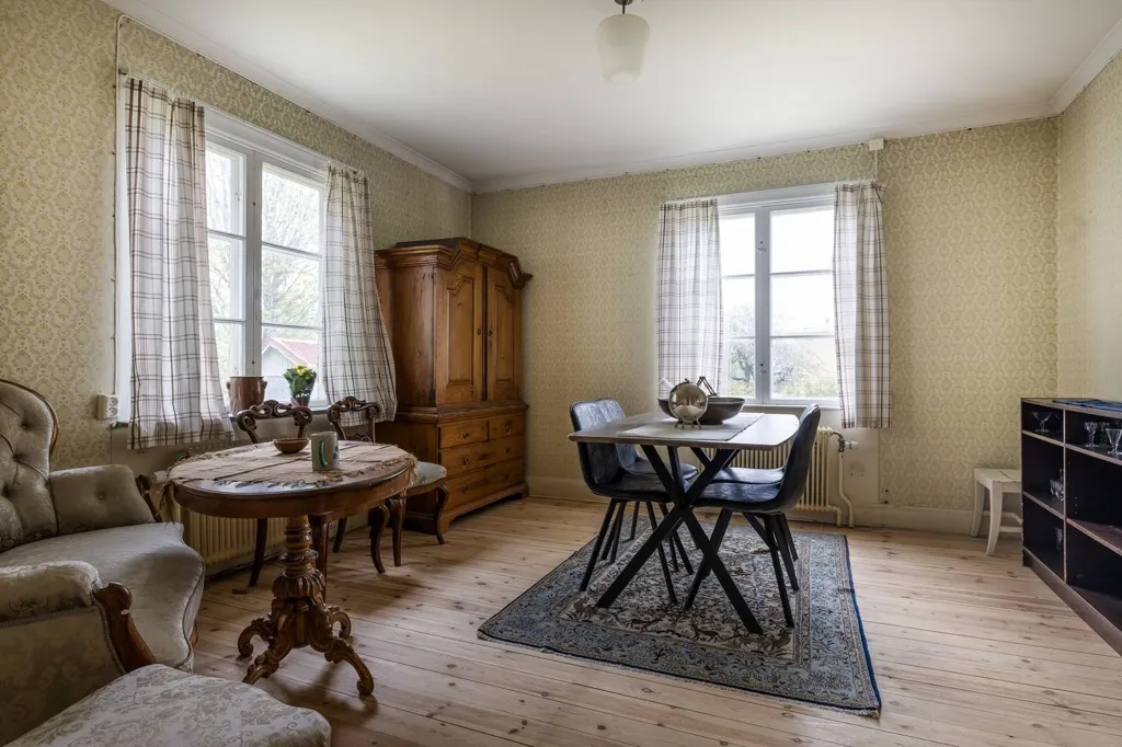 Salle à manger - 1929 Villa with Development Potential in Östra Storgatan