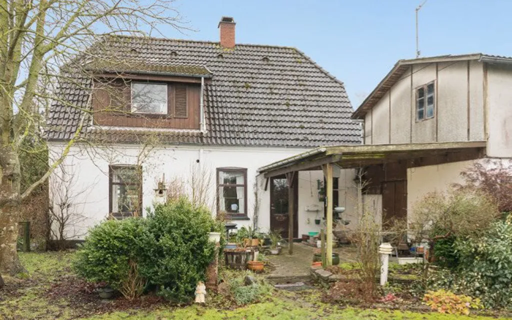 Esterno - Villa with Workshop in Dannemare