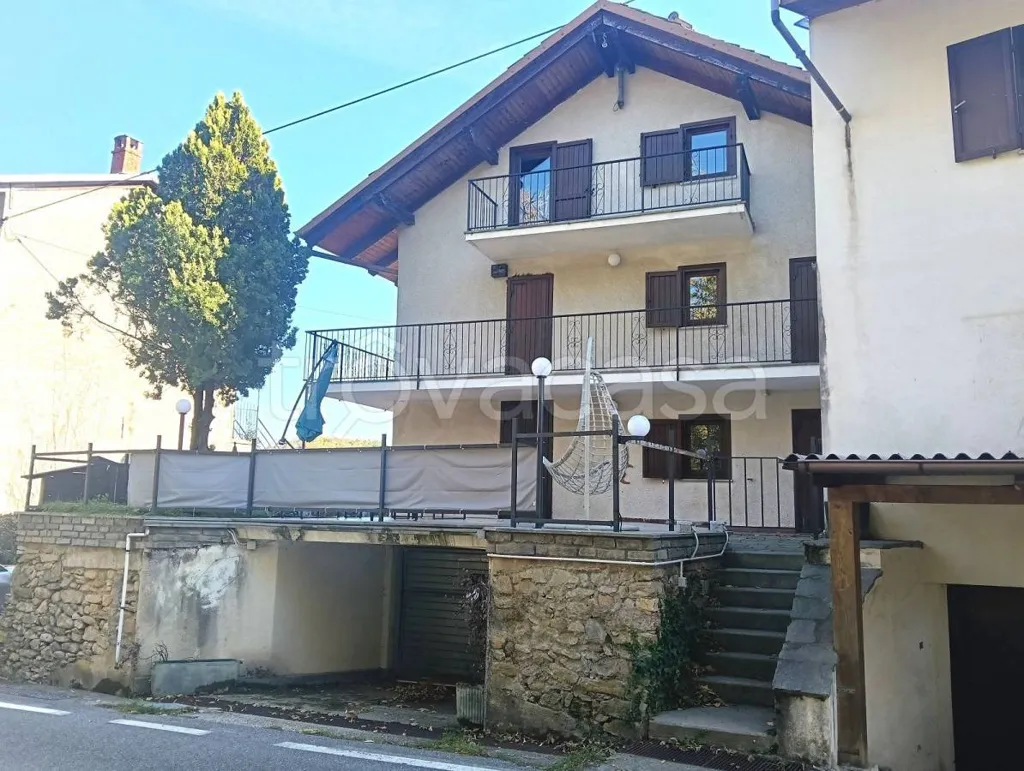 Extérieur - Villa with Balcony Views in Giaveno