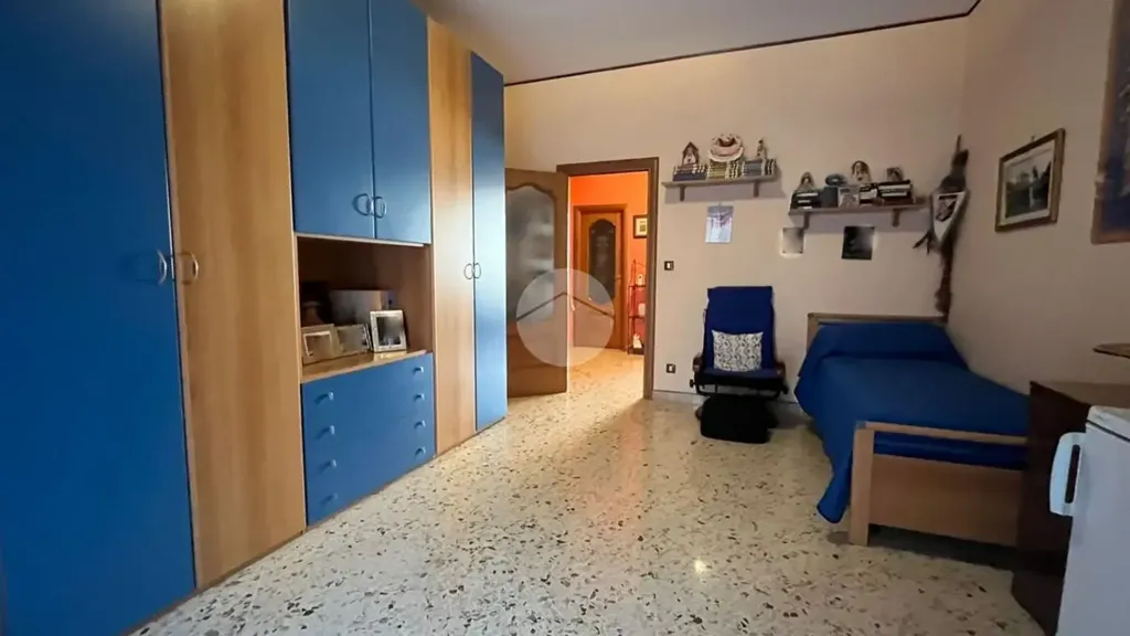 Chambres - 1970s Apartment with Balcony in Palermo