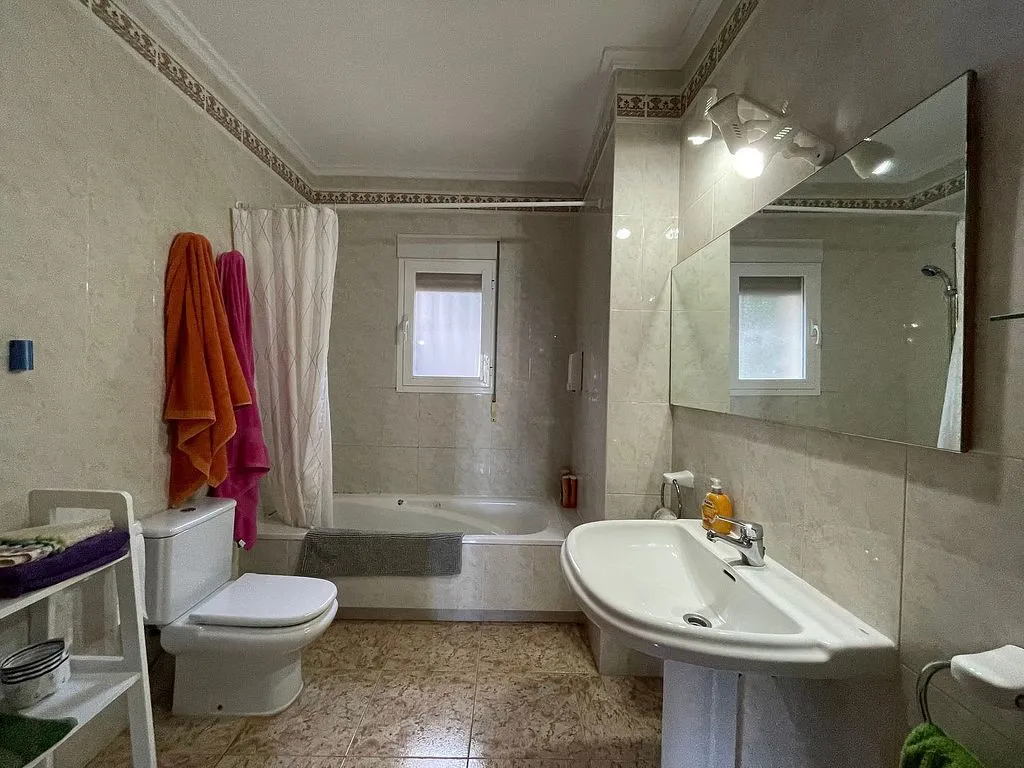 Salles de bain - Traditional Villa with Sea View in Cumbre del Sol