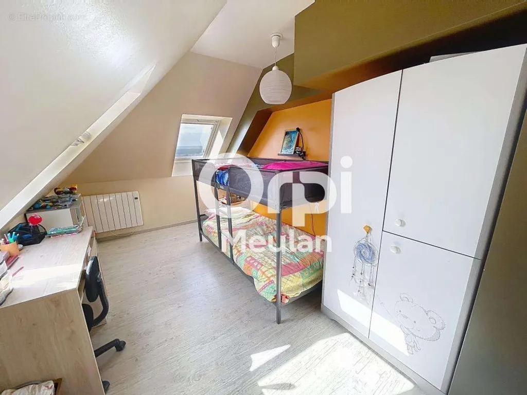 Chambres - Duplex Lumineux avec Balcon à Meulan-en-Yvelines