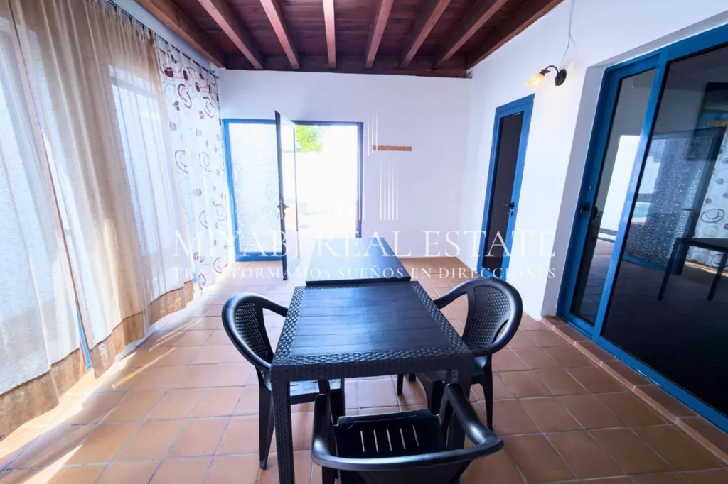 Terrazza - Bungalow with Pool and Studio in Playa Blanca