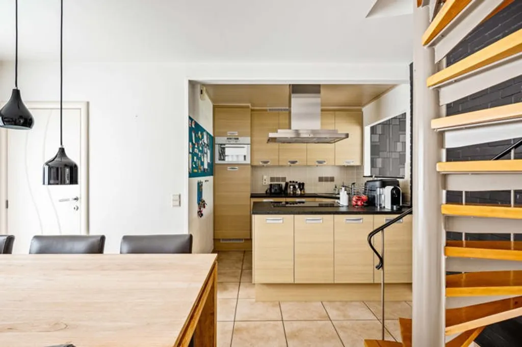 Salle à manger - Maison avec Deux Garageboxes à Aartselaar