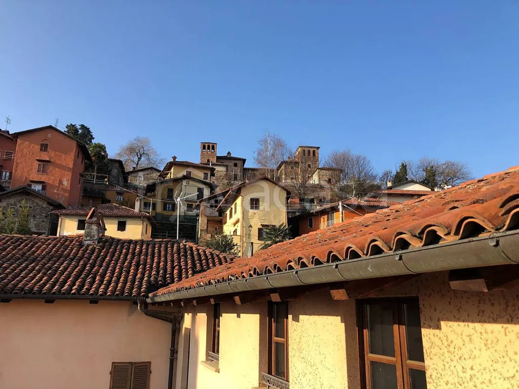Terrace - Historic Villa with Panoramic View in Costigliole Saluzzo