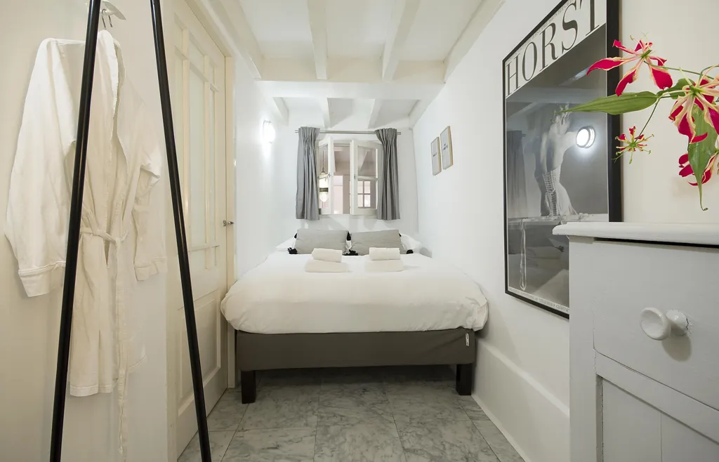 Chambres - Ground Floor Apartment on Canal in Nine Streets