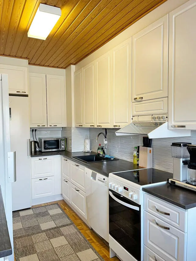 Cuisine - Modernised Apartment with Sauna in Iisalmi
