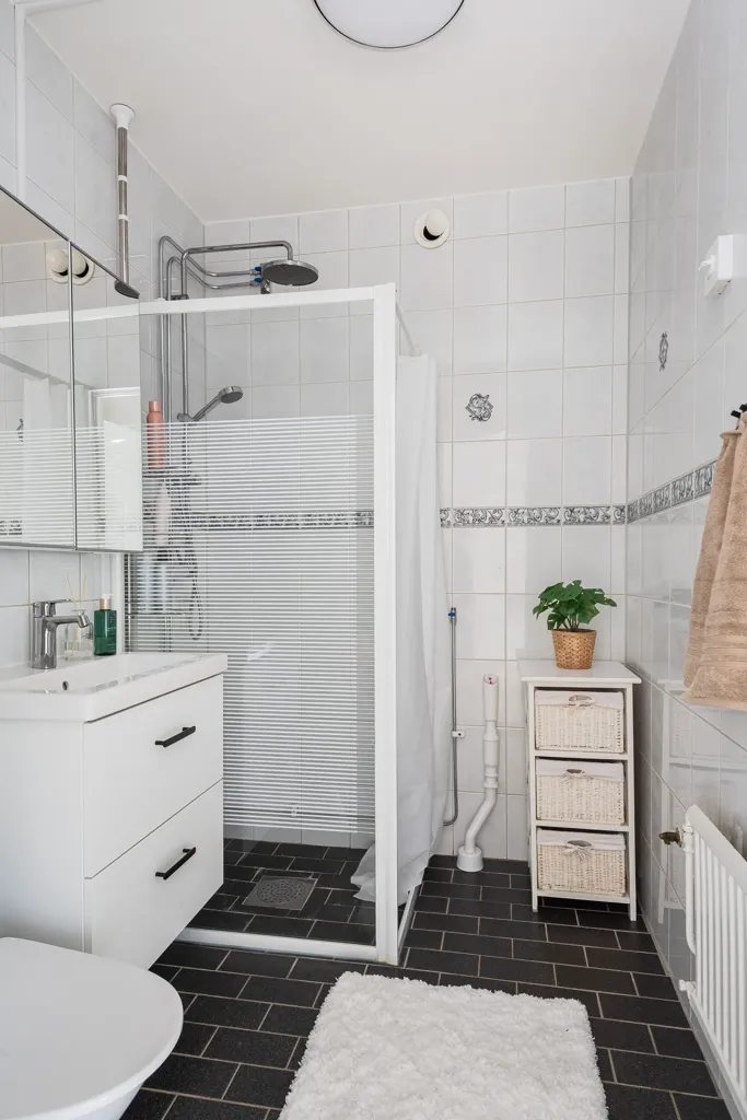 Vannitoad - Apartment with Balcony in Sundsvall
