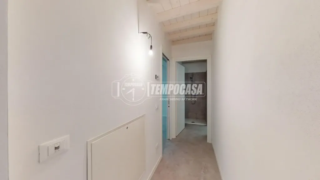 Entrée - Modernised Flat with Cabined Bedroom in Carpi