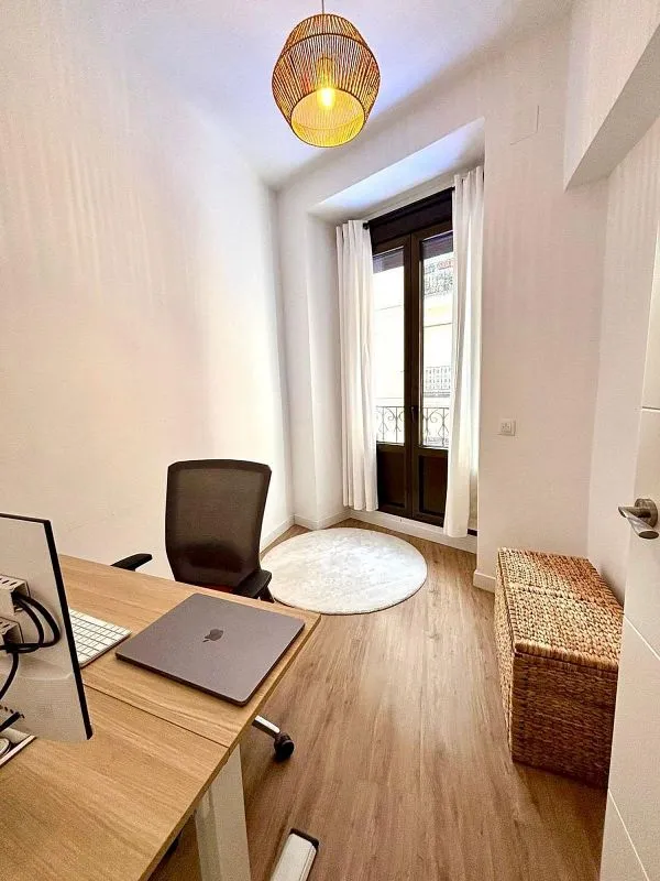 Kabinet - Palace Flat with Balcony in Madrid
