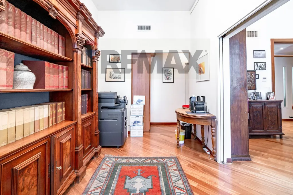 Kabinet - Liberty Style Apartment with Historic Elevator in Milan
