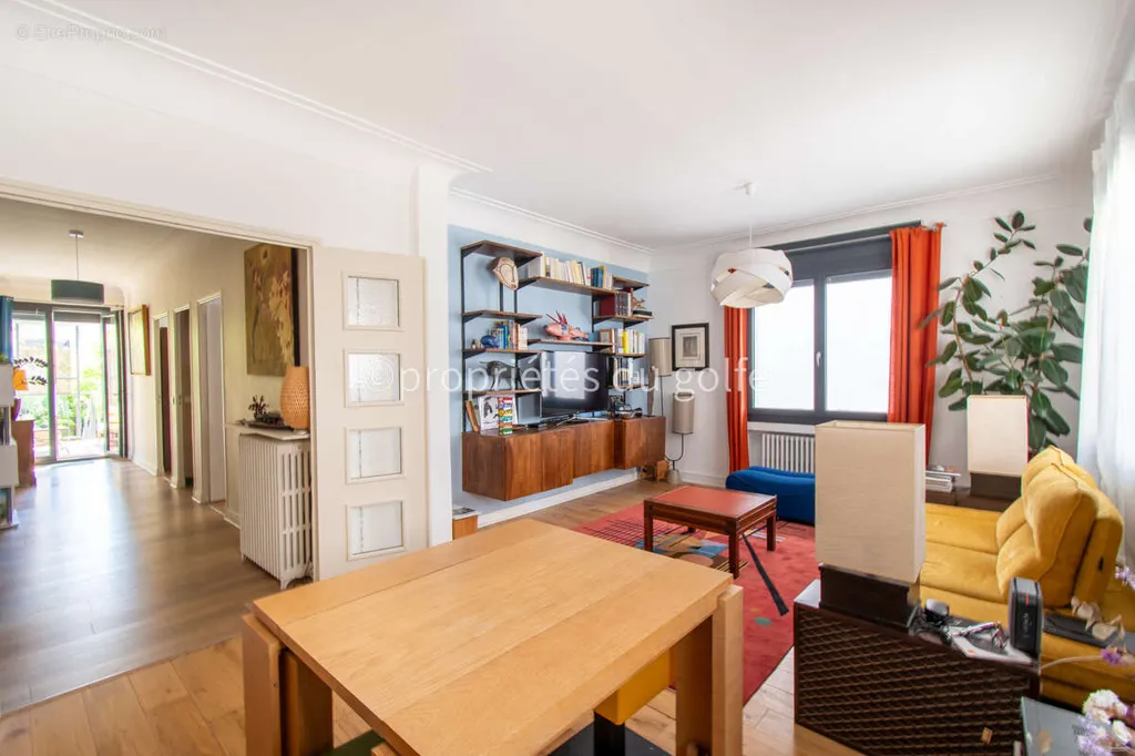 Söögituba - Restored Town House with Pool in Sète Centre
