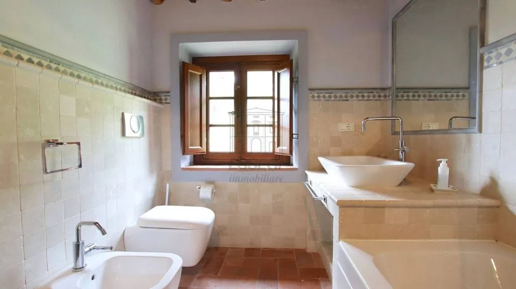 Vannitoad - Rustic Tuscan Farmhouse with Pool near Lucca
