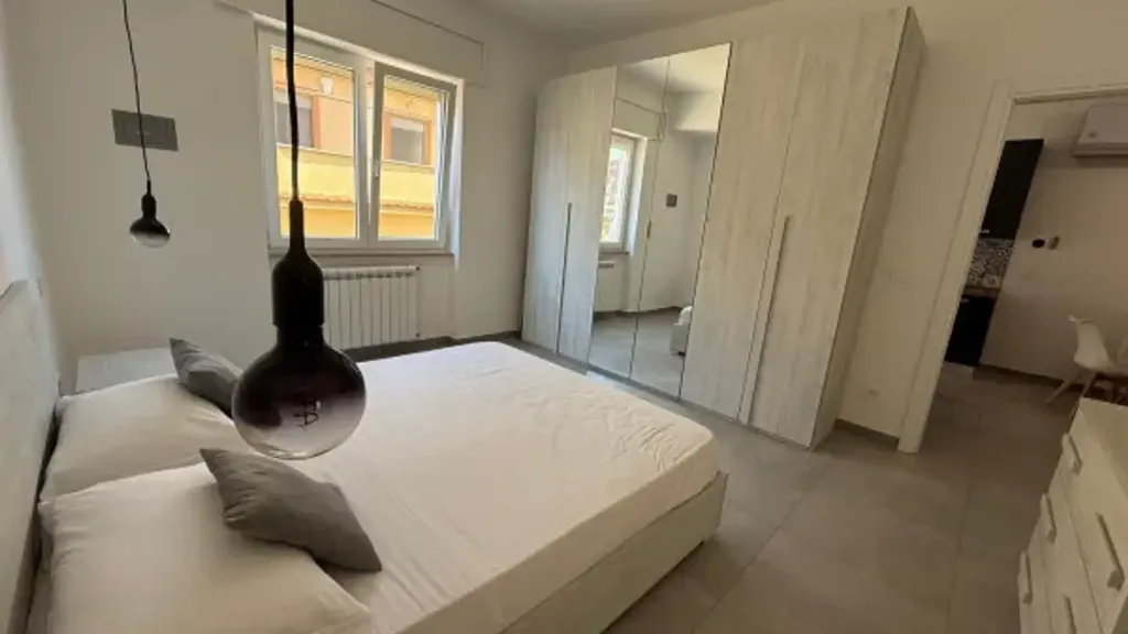 Magamistoad - Rented Flat with Balcony in Nettuno Centre