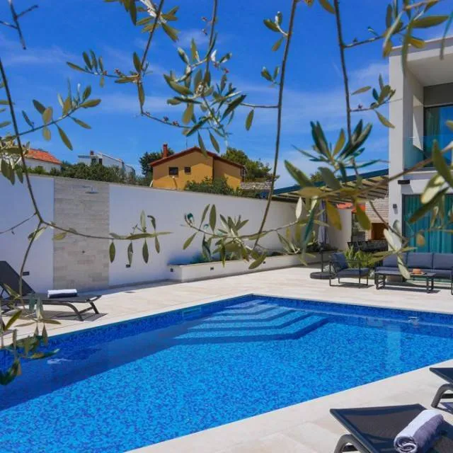 Bassein - Luxury Villa with Spa in Supetar, Brač