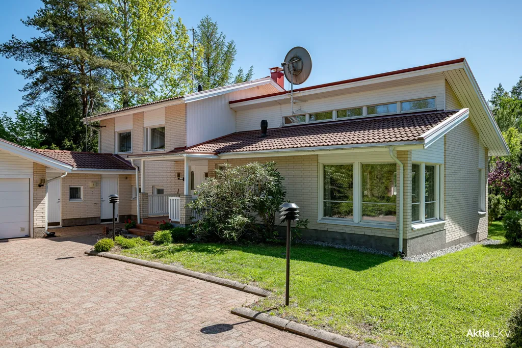 Esterno - Detached House with Pool in Ravals, Kirkkonummi