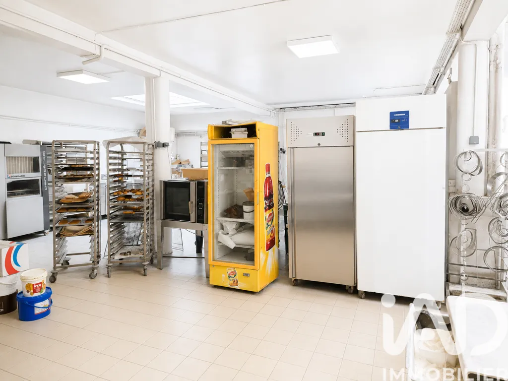 Cuisine - Fonds de Commerce Boulangerie/Pizzeria avec Logement à Besançon