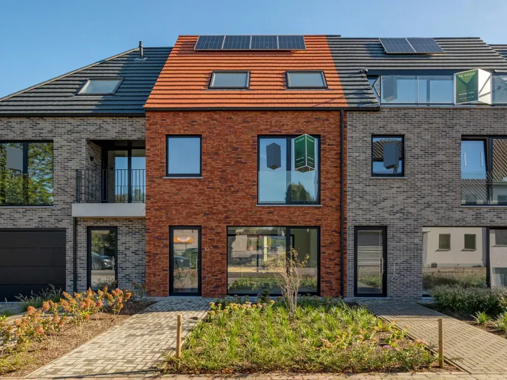Extérieur - Maison avec Garage Spacieux à Zoersel