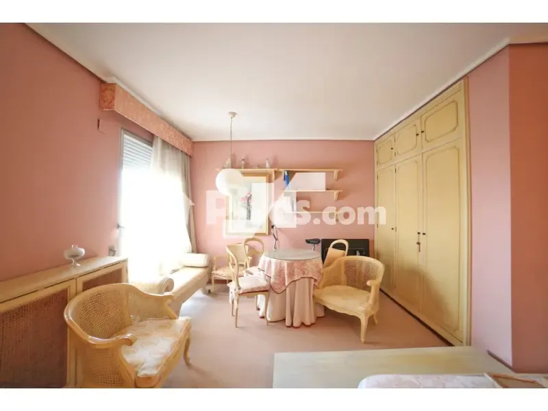 Appartement 4 chambres à ES