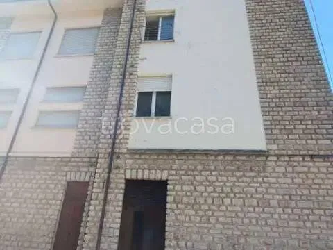 Välivaade - Second Floor Apartment with Ripostiglio in Piobbico
