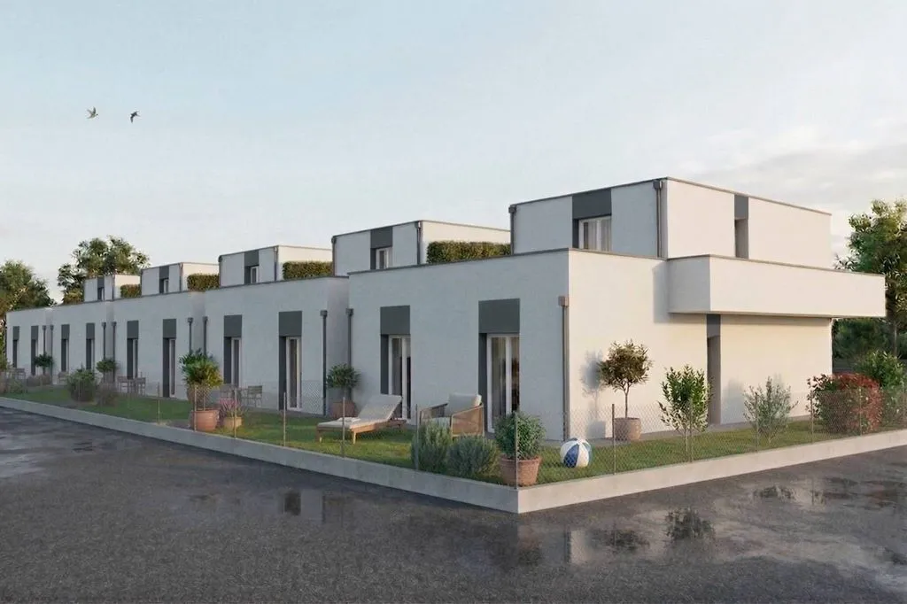 Luxury Villa with Private Garden in Imola