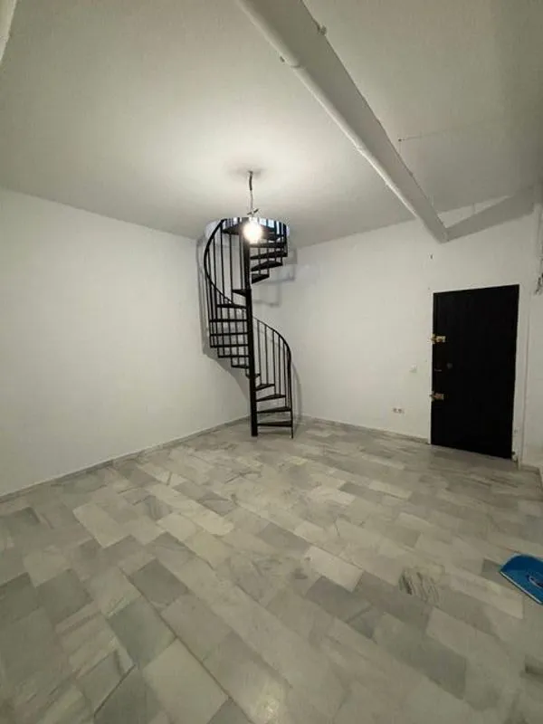 Toad - Duplex with Garage in Salteras