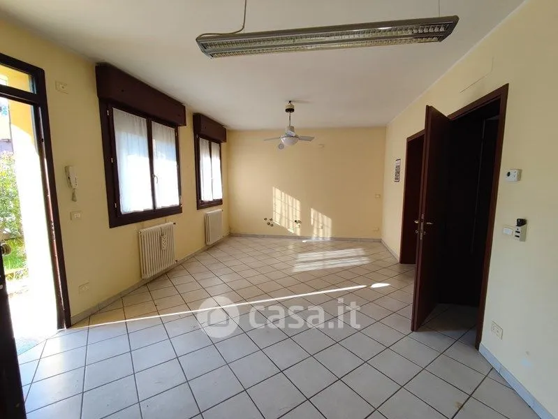 Entrée - Ground Floor Apartment with Garden in Bondeno