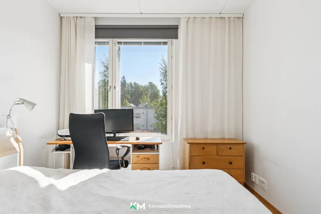 Kabinet - Bright Apartment with Balcony in Espoo Centre