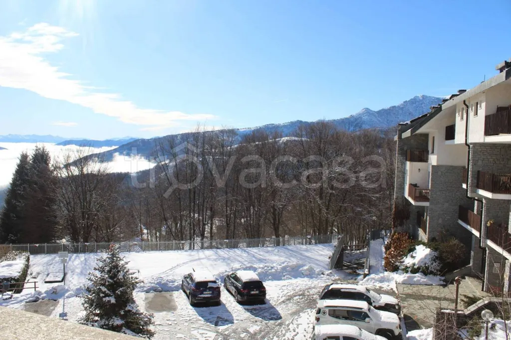 Balcon - Renovated Apartment with Panoramic View in Bagnolo Piemonte