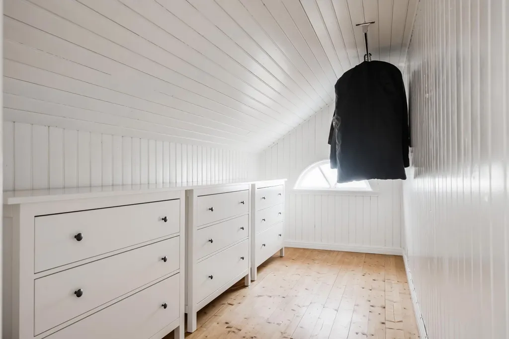 Toad - Renovated Rectory with Lake View in Ransberg
