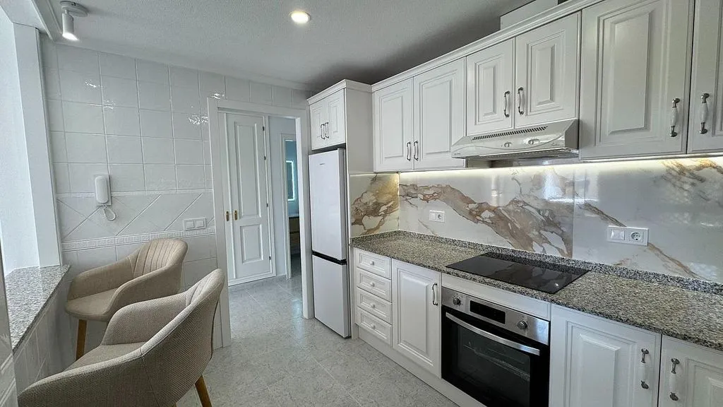 Cuisine - Apartment with Pool in Campos de Golf, Los Dolses