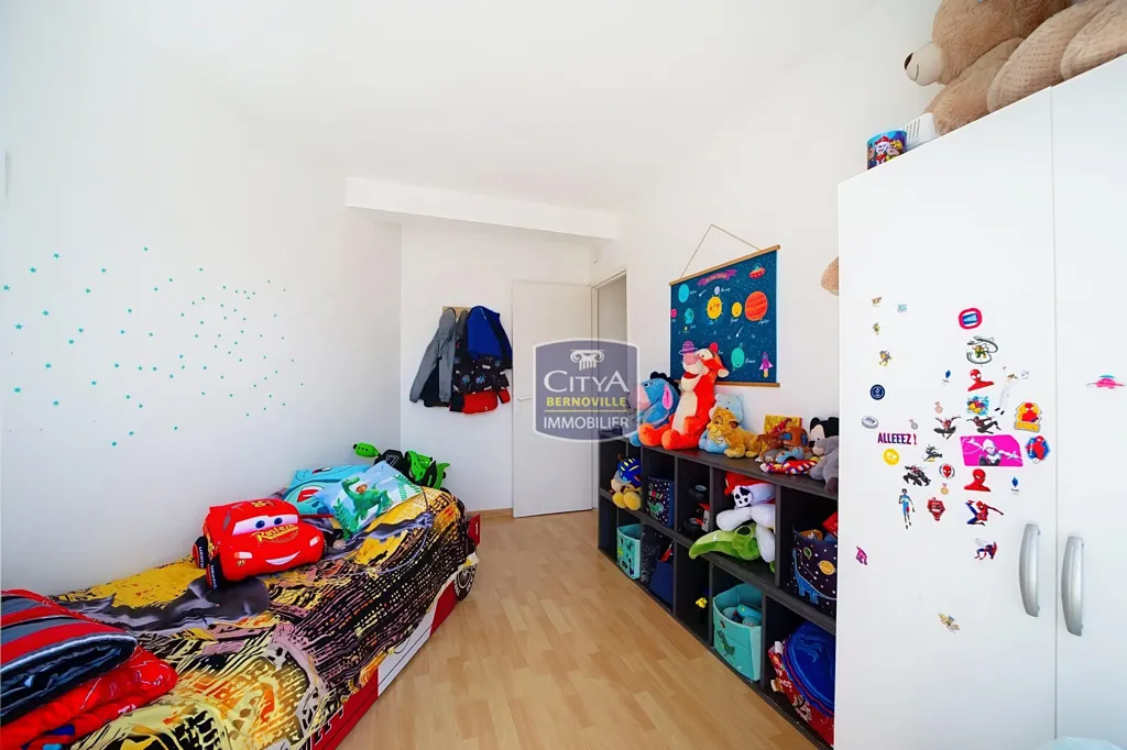 Chambres - Appartement T4 avec Balcon à Saint-Quentin
