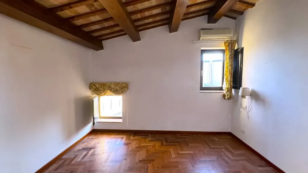 Toad - Independent House with Loft in Fermo