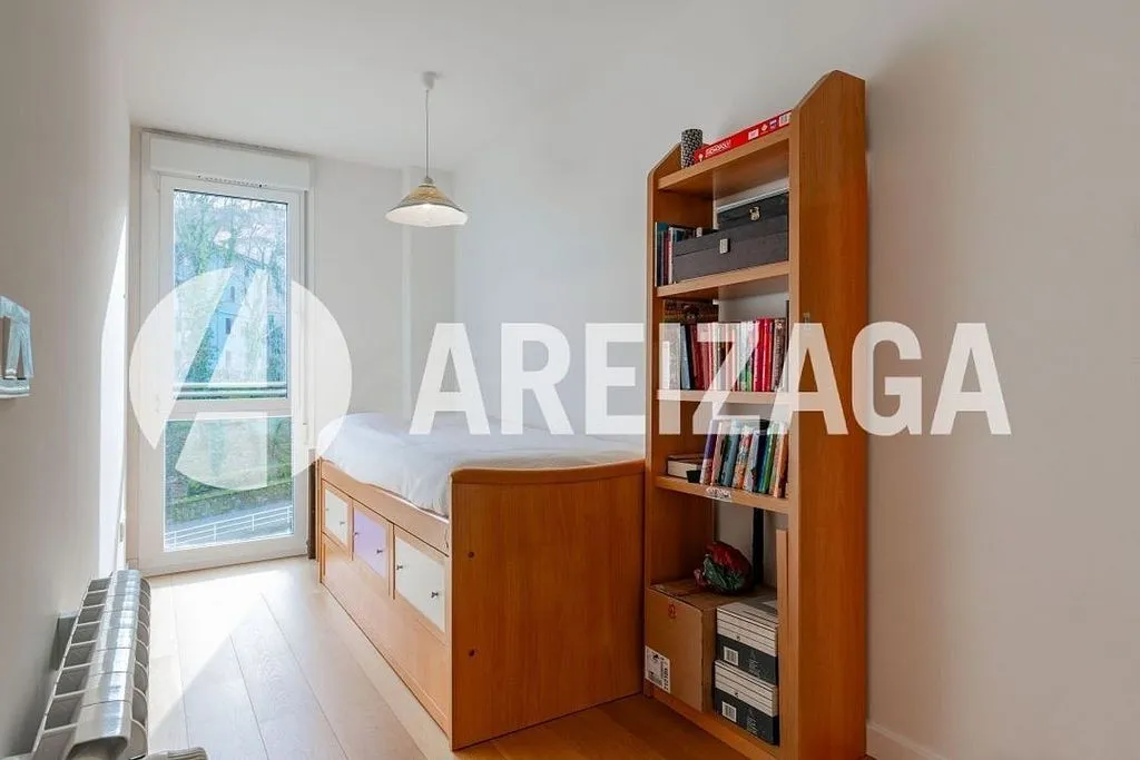 Bedrooms - Modern Flat with South Orientation in San Sebastián