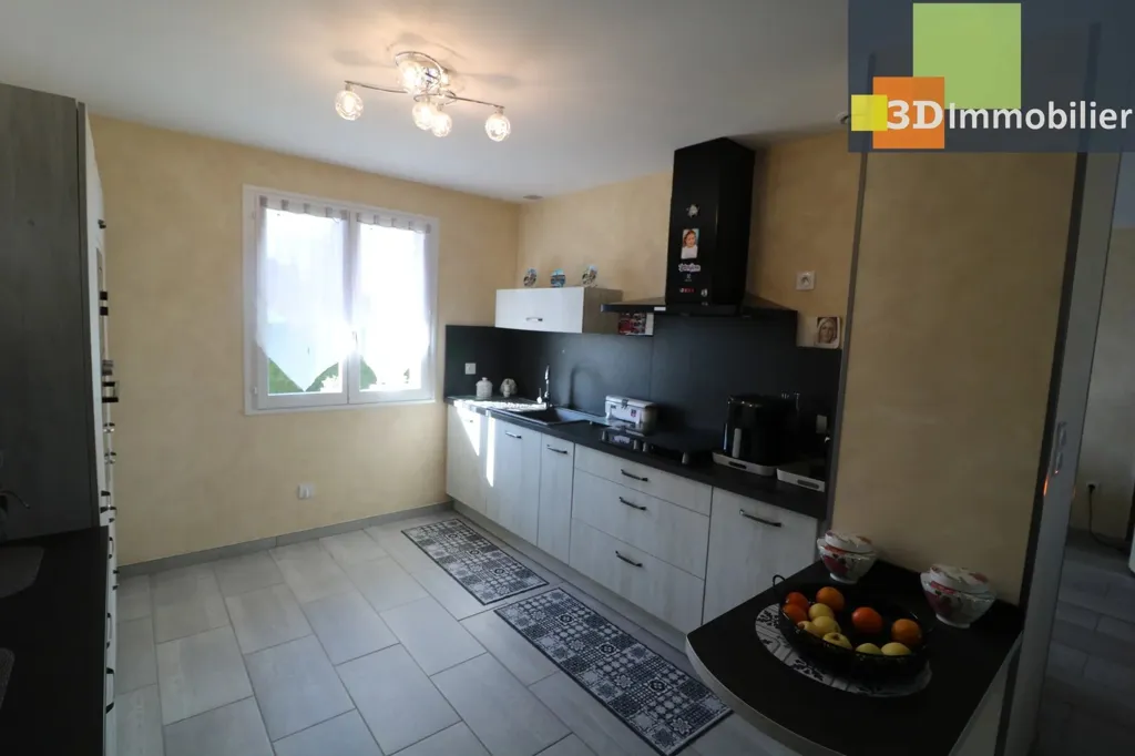 Cuisine - Maison en Campagne avec Jardin à Pierre-De-Bresse