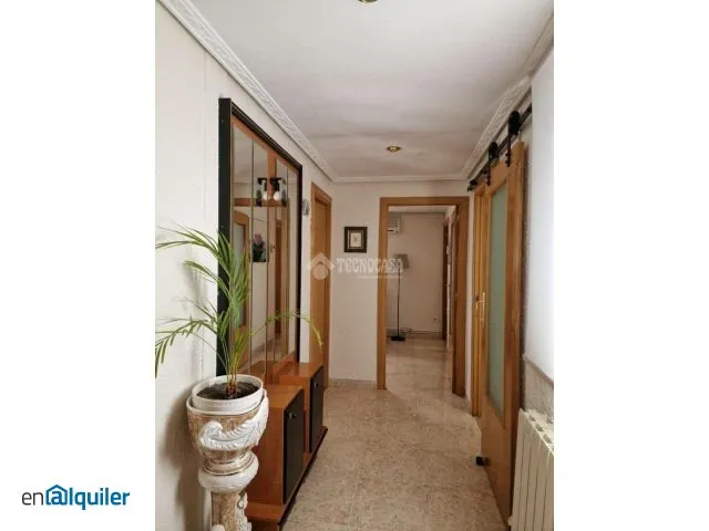 Esik - Student Flat with Balcony in Huesca