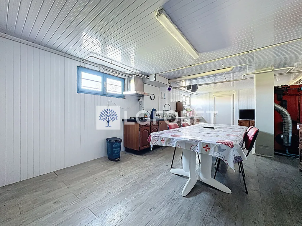 Salle à manger - Pavillon avec Sous-sol et Terrain à Saint-Varent
