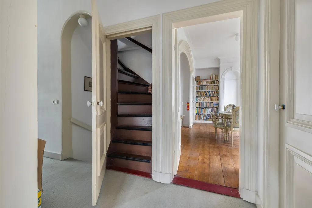Hallway - Monumental Villa with Historical Charm in Breda