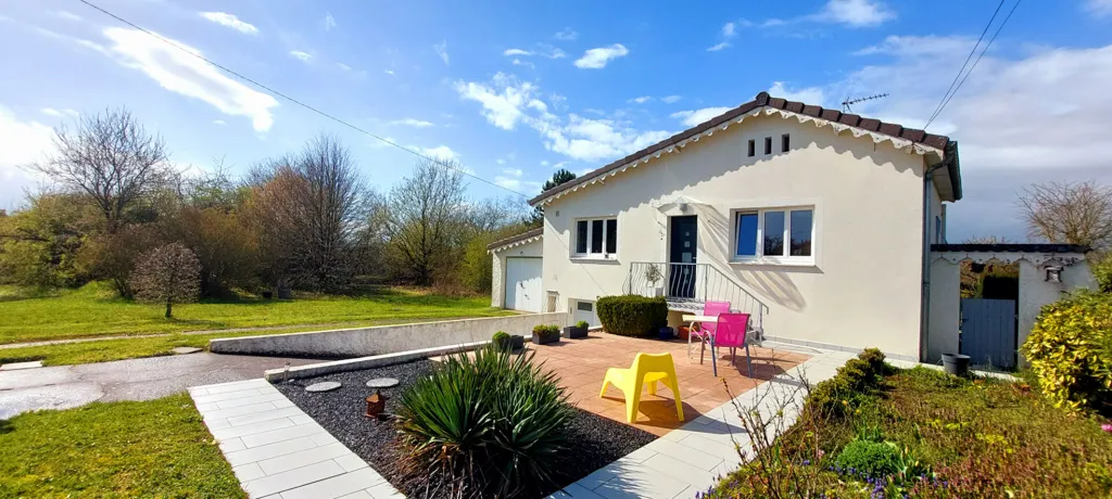 Välivaade - Pavilion with Garden in Conflans-en-Jarnisy