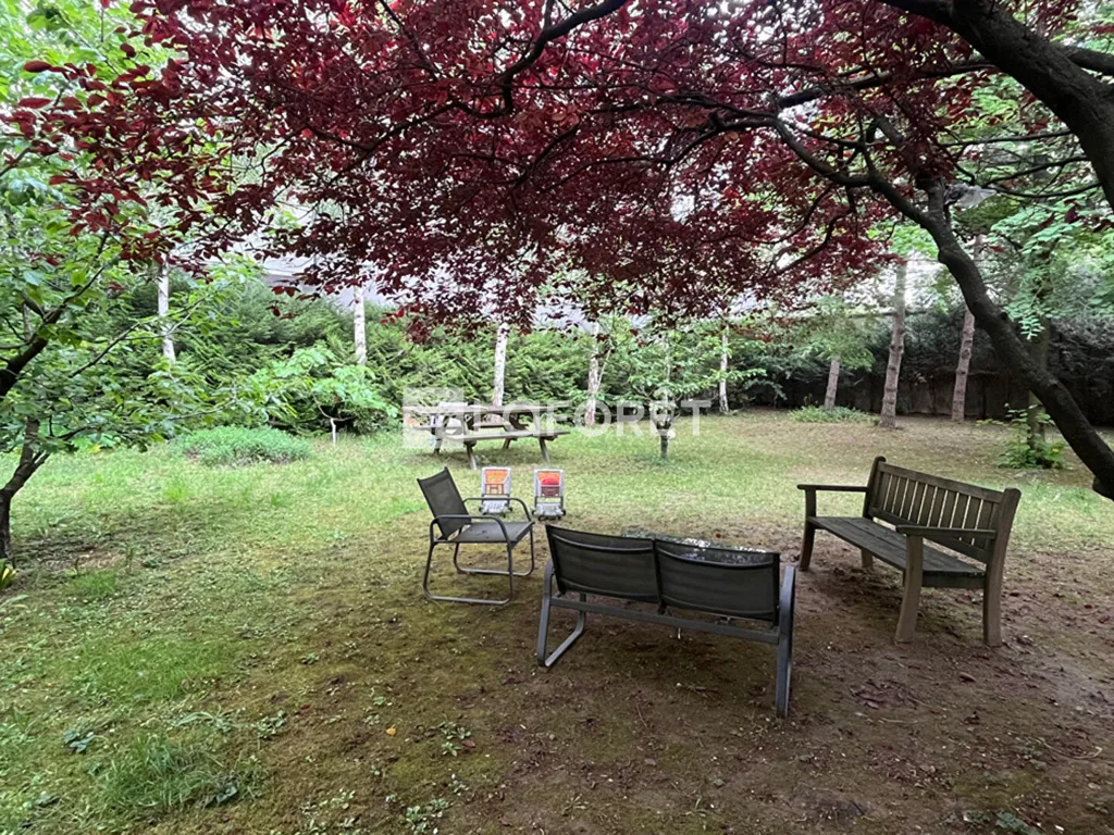 Jardin - Studio avec Vue Canal à Paris 19ème